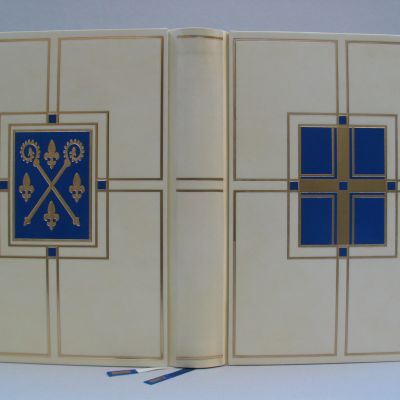 Buchbinderei-Schaeffler-Binden-evangeliar-3