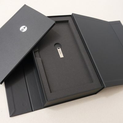 Buchbinderei-Schaeffler-Gestalten-Präsentationsbox-2
