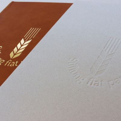 Buchbinderei-Schaeffler-Gestalten-Urkundenmappe-3