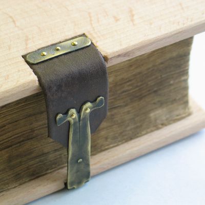 Buchbinderei-Schaeffler-Holzdeckelband_nach (4)