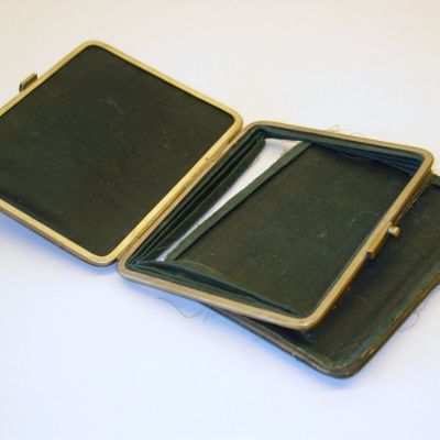 Buchbinderei-Schaeffler-Lederschatulle_ vor (2)